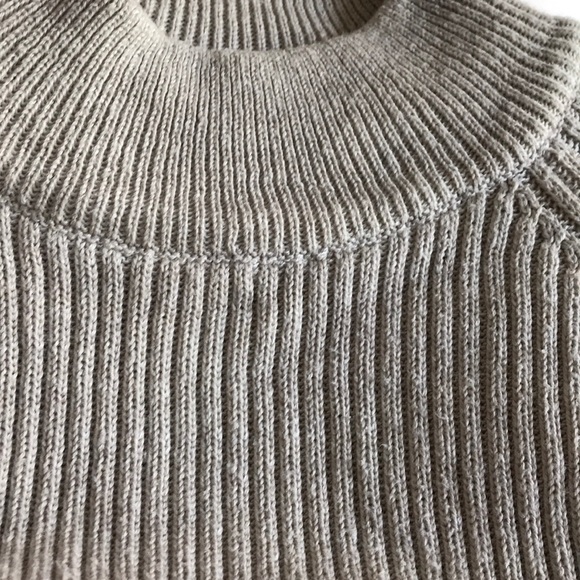 Cute beige long sleeve sweater👵🏻 - Picture 3 of 6